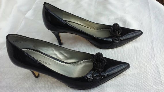 anne klein patent leather pumps