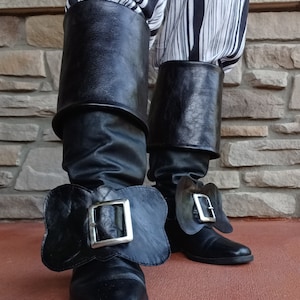 Lady Pirate boots black leather wide cuffs silver buckle Caribbean pirate buccaneer Dread Pirate Roberts women&#39;s size 7.5
