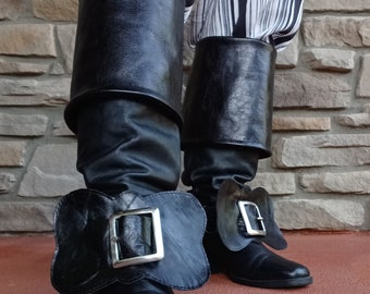 Lady Pirate boots black leather wide cuffs silver buckle Caribbean pirate buccaneer Dread Pirate Roberts women's size 7.5