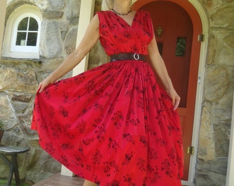 Red Rockabilly full skirt dress fitted bodice West Side Story costume Asian print vintage reproduction from 1950s sewing pattern