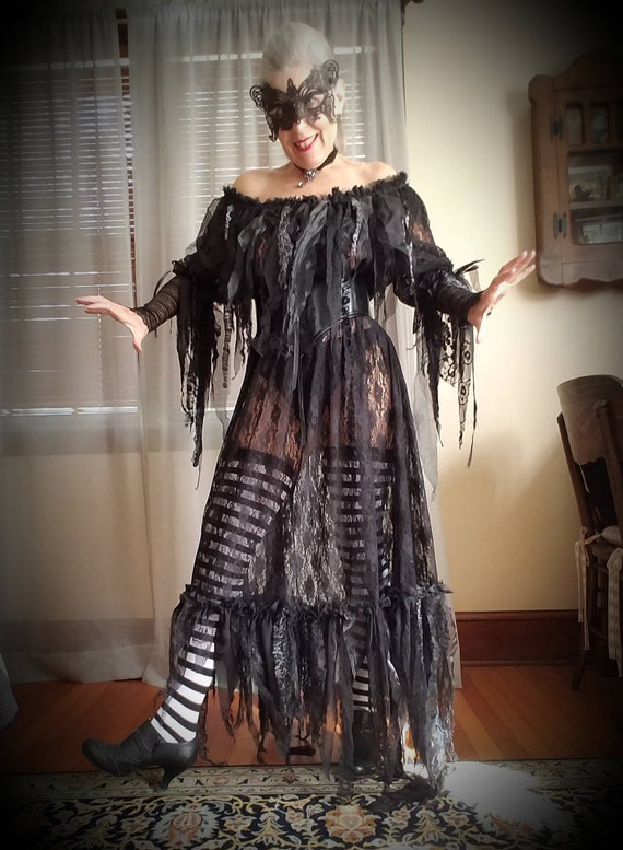 Black Lace Cape Romantic Tulle Gothic Halloween Womens Fancy Dress Costume
