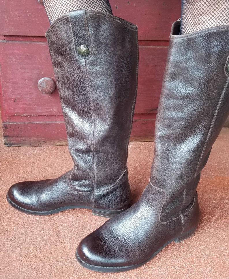 Brown leather riding equestrian boots classic knee hi boots vintage look Jedi LOTR cosplay costume stage or street size 6.5 image 1