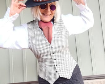 Lady's fitted vest black and cream checks classic Dark Academia waistcoat size Small