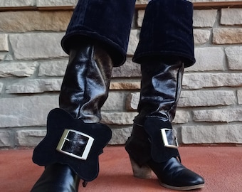 Lady Pirate boot spats black leather thigh high big cuffs big buckles