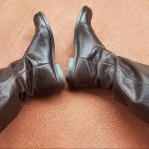 Brown leather riding equestrian boots classic knee hi boots vintage look Jedi LOTR cosplay costume stage or street size 6.5 image 6