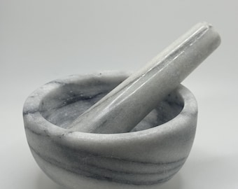 Juego de mortero y maja de mármol gris / Molinillo de hierbas y especias