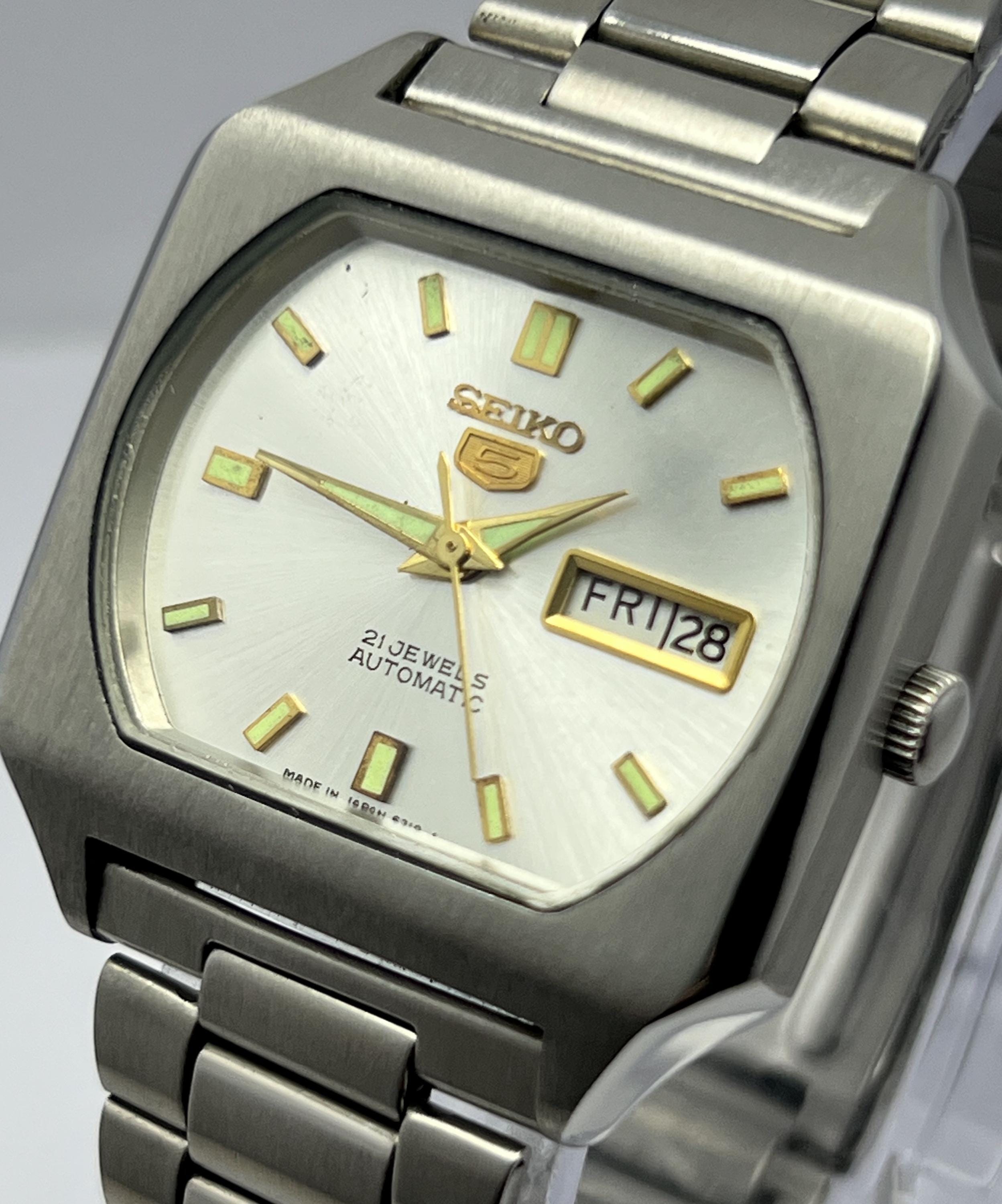Square tv watch - Etsy 日本