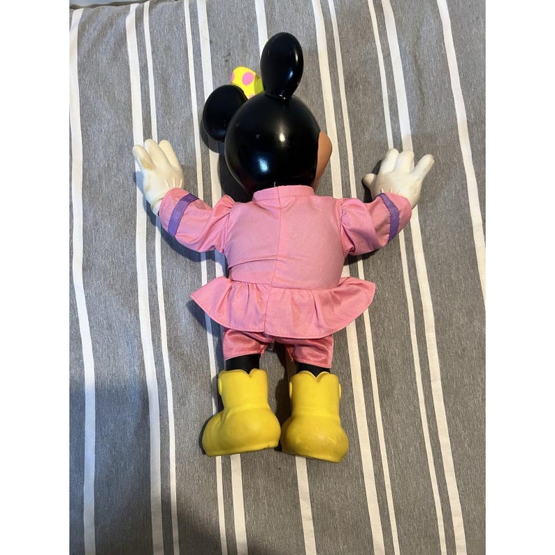 Vintage Minnie Maus Musikalische Plüschpuppe 1990 Mattel Disney Sammlerstück Bild 3