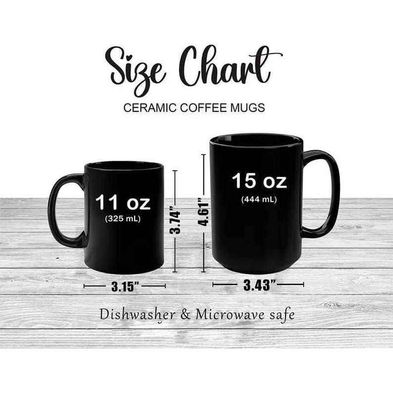 Puede incluir: Tazas de caf&eacute; de cer&aacute;mica negra con tabla de tallas. La taza m&aacute;s peque&ntilde;a mide 8 cm de ancho y 9,5 cm de alto, con capacidad para 325 ml. La taza m&aacute;s grande mide 8,7 cm de ancho y 11,7 cm de alto, con capacidad para 444 ml. Texto: "Apto para lavavajillas y microondas."