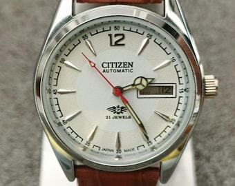 Vintage Citizen 36MM Automatic 8200 Japan Made Day-Date  White Dial Men's Wrist Watch