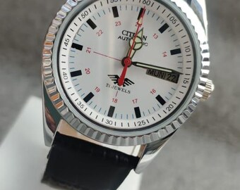 Vintage Citizen 36MM Automatic 8200 Japan Made Day-Date White Dial Men's Wrist Watch
