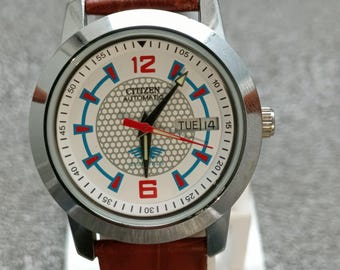 Vintage Citizen 36MM Automatic 8200 Japan Made Day-Date White Dial Men's Wrist Watch
