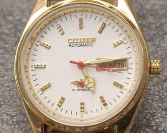 Vintage Citizen Automatic 8200 Japan Made Men's Watch White Dial Day-Date