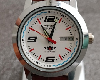 Vintage Citizen 36MM Automatic 8200 Japan Made Day-Date White Dial Men's Wrist Watch
