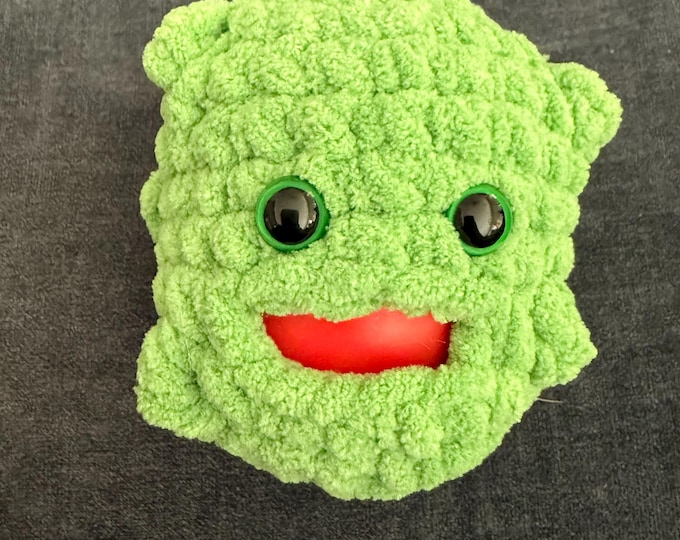 Crochet Pickle Squishy Stress Ball Amigurumi Plush, crochet stress ball, fidget toy, sensory toy, Handmade Gift