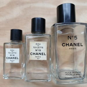 Chanel No 19 Vintage - Etsy