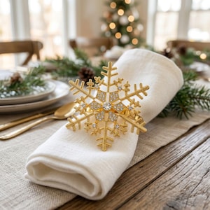 Elegant snöflingeservettring, kristallkärna, guld/silver, vinterbröllopsdekoration