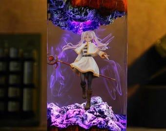 Lámpara de resina Fr.ie.re.n Bey.ond Jo.urn.ey's End: Diorama de mago elfo de anime