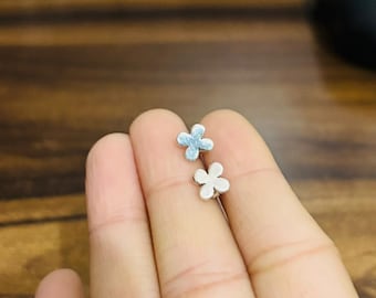 Dainty Flower Stud Earrings, Tiny Silver Flower Stud Earring, 925 Sterling Silver, Minimalist Earrings, Dainty Stud Earring Best Friend Gift