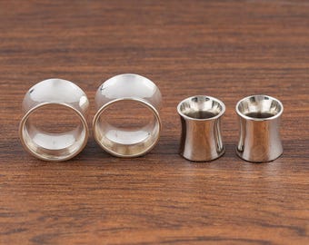 Sterling Silver Circle Tunnel Plugs, Pair of Handmade Flared Gauge Earplugs, Double Flare Tunnel Plugs, Tunnels Ear Gauges Ear Flesh Tunnels