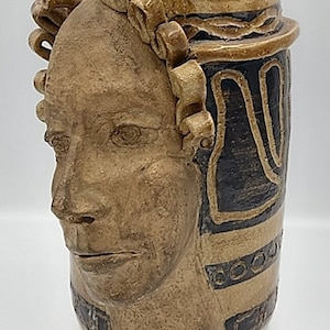 Arte ceramica scultura urna brocca firmato 3D Lady Women Face Busto grande 14 1/2" T