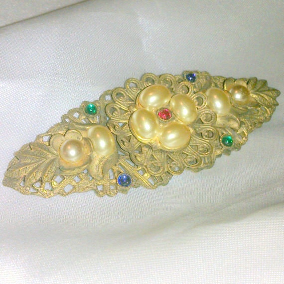 Vintage Faux Pearl Flower Bar Pin - image 3