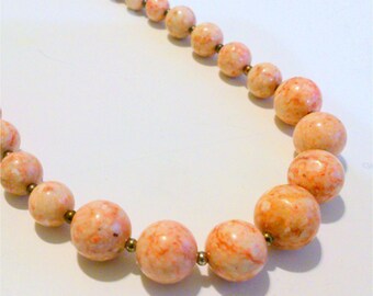 Vintage Graduated Pink Stone Beaded Necklace