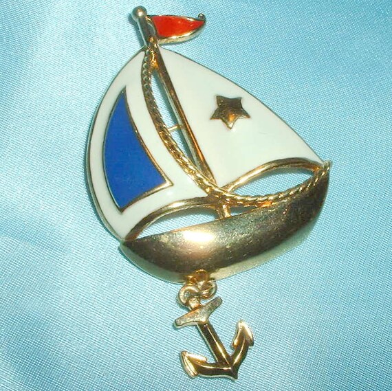 Vintage Avon Gold Tone Enameled Patriotic Sailboa… - image 2