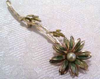 Vintage Gold Tone Green Enamel Faux Pearl Flower Brooch