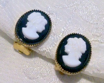 Vintage Black and White Cameo Clip On Earrings