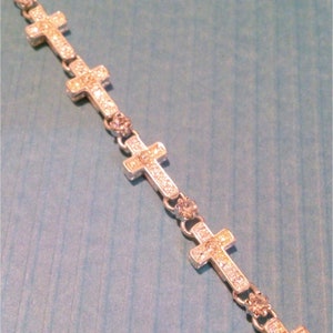 Avon Vintage Silver Tone Sparkling Cross Tennis Bracelet