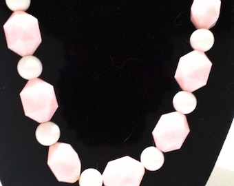 Vintage Chunky Mid Century Pink and White Beaded Necklace