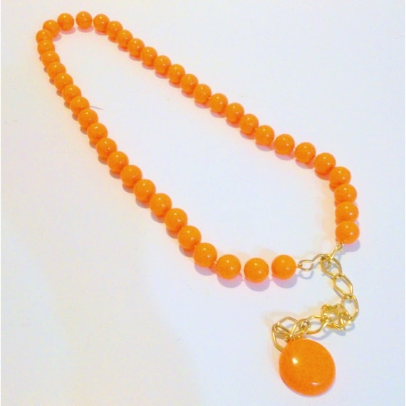 Vintage 1960's Orange Beaded Plastic Mod Chain Be… - image 1