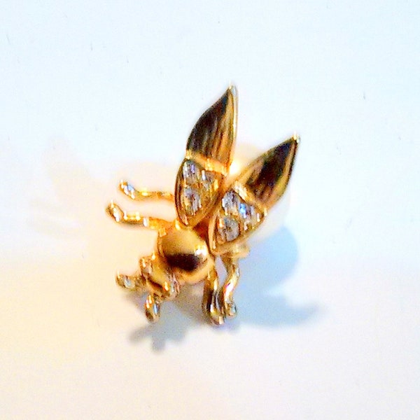 Vintage Faux Pearl Fly Brooch with Flutter Wings