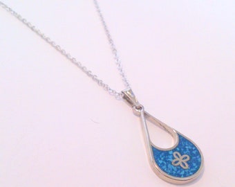 Silver Tone Crushed Turquoise Pendant Necklace