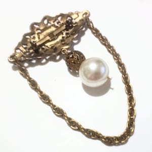 Vintage Victorian Revival Gold Tone Faux Pearl Chain Accented Brooch