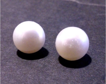 Genuine White Cultured Freshwater Button Pearl Stud Earrings