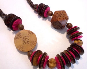 Vintage Boho Inspired Chunky Wood Bead Necklace