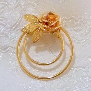 Vintage Yellow and Rose Gold Tone Rose and Circle Brooch