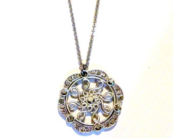 Vintage Avon Silber Ton Strass Medaillon Anhänger Halskette