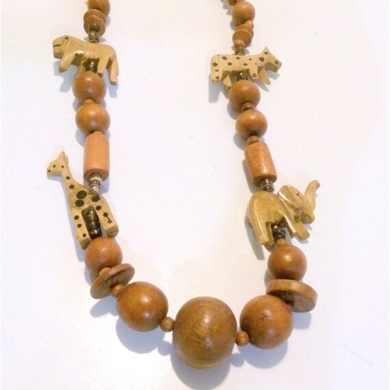 Vintage Chunky Carved African Animal Wood Bead Ne… - image 5