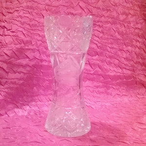 Vintage Lead Crystal Vase 8&quot; Tall Curved Thick Cut Crystal