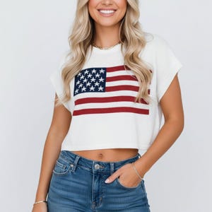 Long Sleeve American Flag Sweater, Patriotic USA Knit Top for Women, Elegant 4th of July Outfit, Star and Stripes Crewneck Sweater bild 7