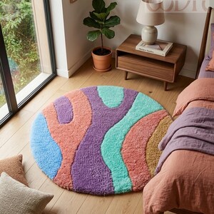 Handgetufteter abstrakter Pastellwellen-runder Teppich - moderner Plüschteppich