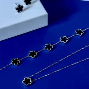 Black silver clover bracelet - Etsy 日本