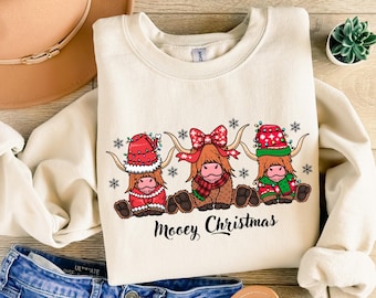 Christmas Cow Sweatshirt, Christmas Lights Cow Sweatshirt, Kids Highland Cow Sweatshirt, Cow Lovers Gift, Farm Christmas Shirt, Gift for Her