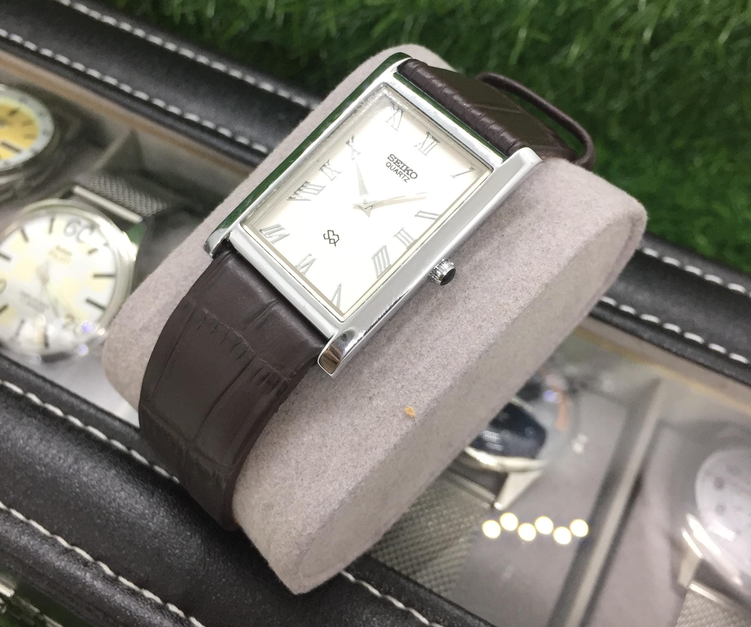 Vintage seiko tank セイコー タンク 腕時計　メンズ　クォーツ Vintage Seiko Tank SQ Quartz White Dial Brown Coloured Leather