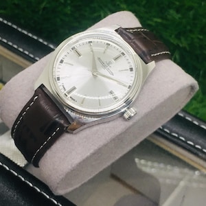 Vintage Jaeger LeCoultre Club : Silver Dial. Manual-Winding, Brown Leather Strap. Swiss Made, Wrist Watch image 1
