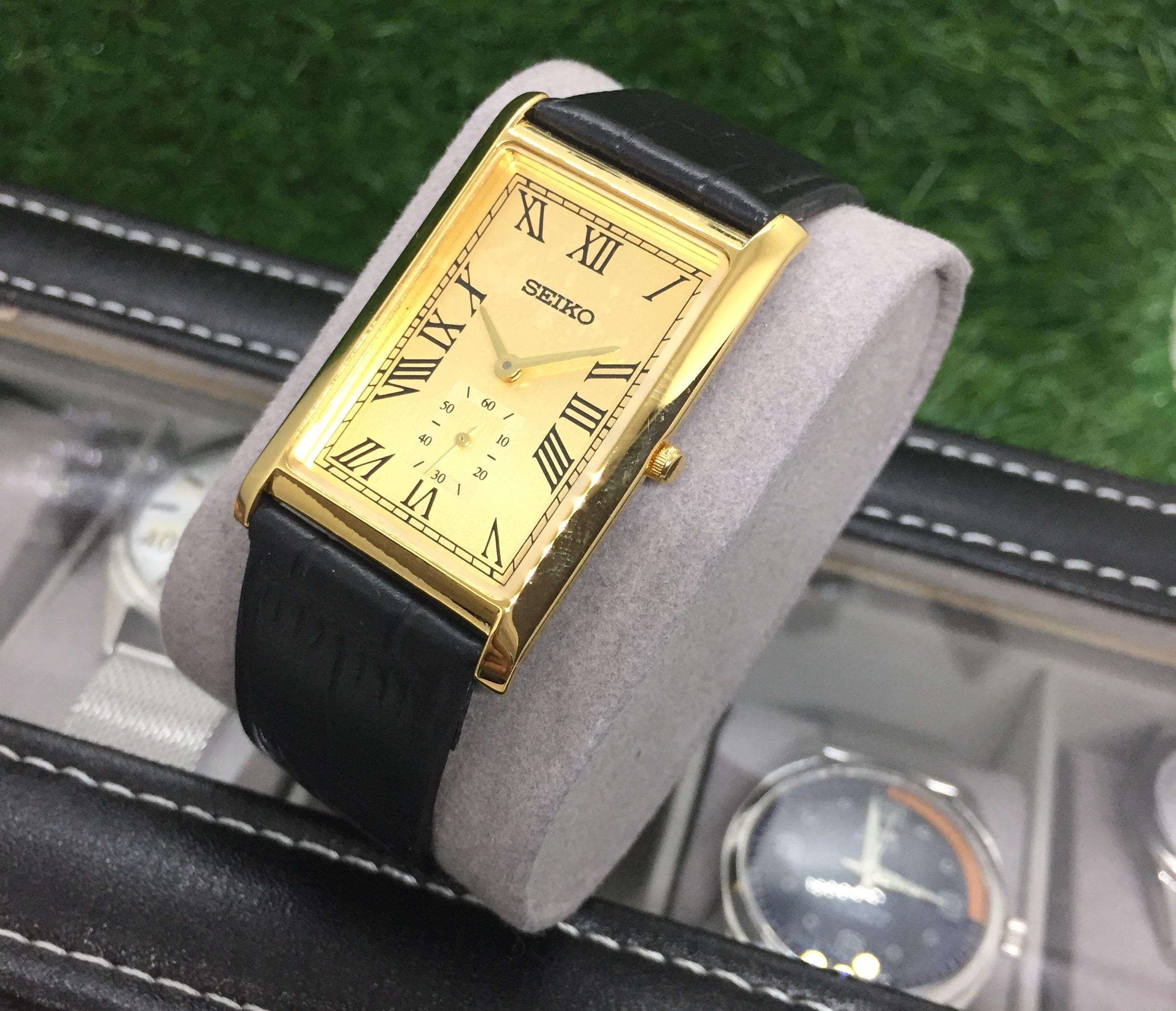 Golden dial watch España