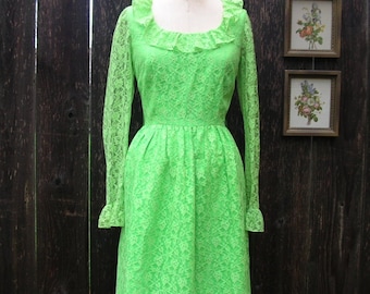 maggy london green lace dress VTG Maggy London by Jeannene Booher Silk Green Print Ruffle Short Sleeve  Dress 8